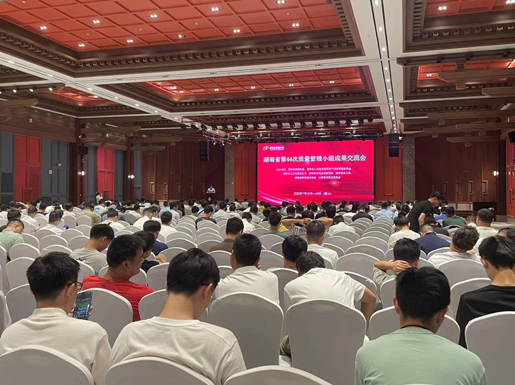 ��44 ������������Ƭ.jpg